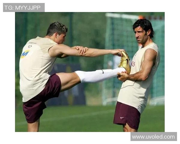 迈尼昂：从门将到传奇的足球之路与背后的故事